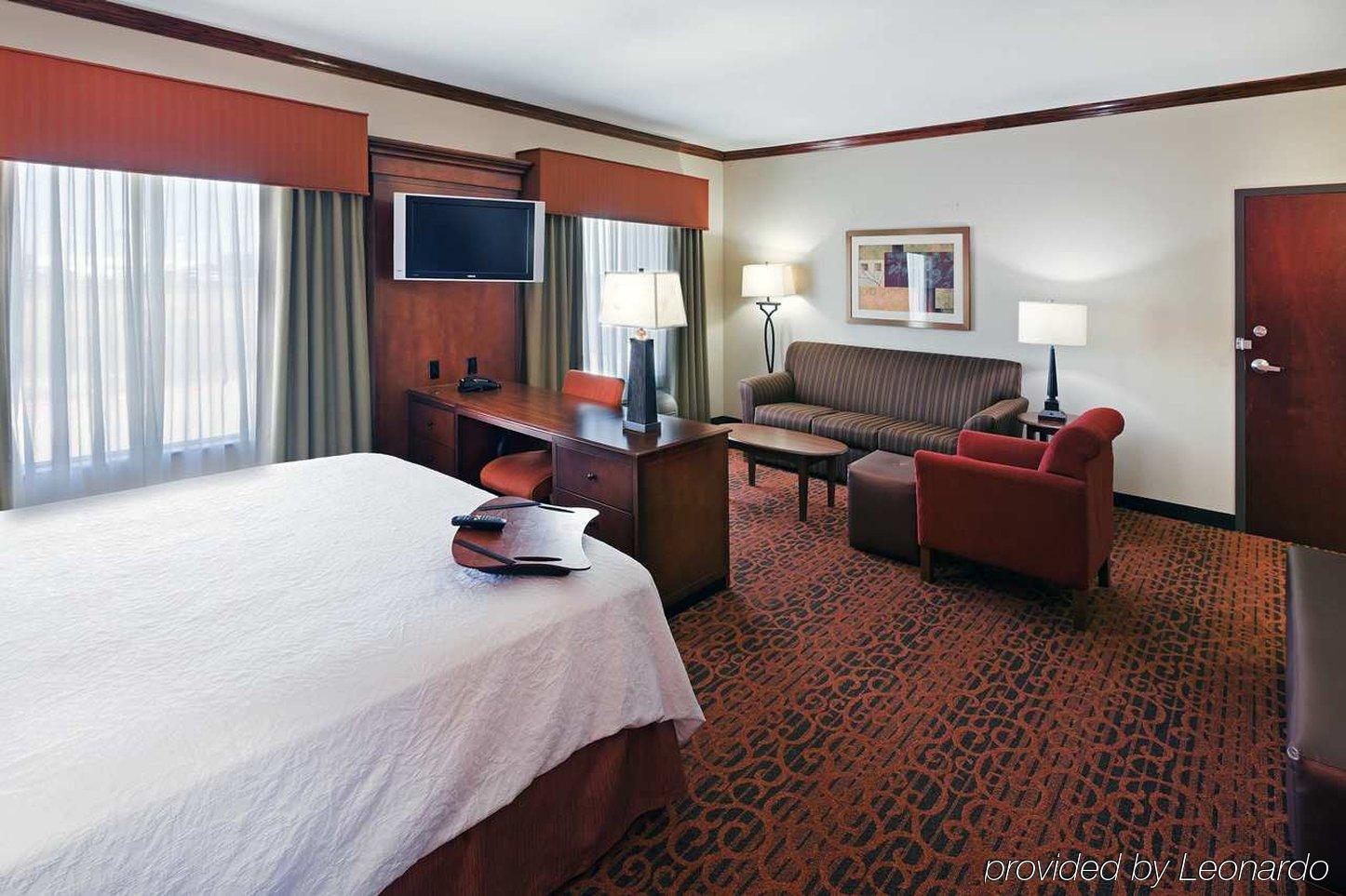 Hampton Inn And Suites וואקסהאצ'י מראה חיצוני תמונה